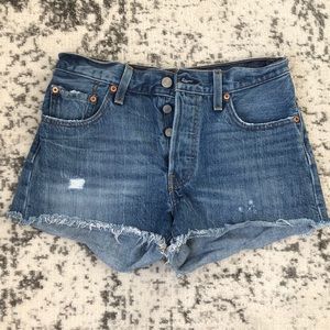 Levi jean shorts